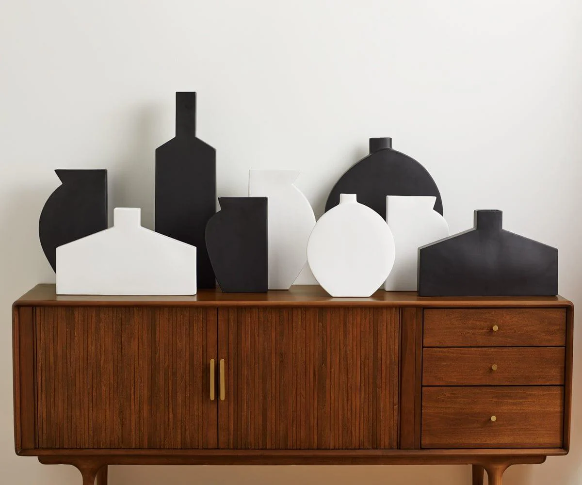 Hendrick Sideboard - Image 4