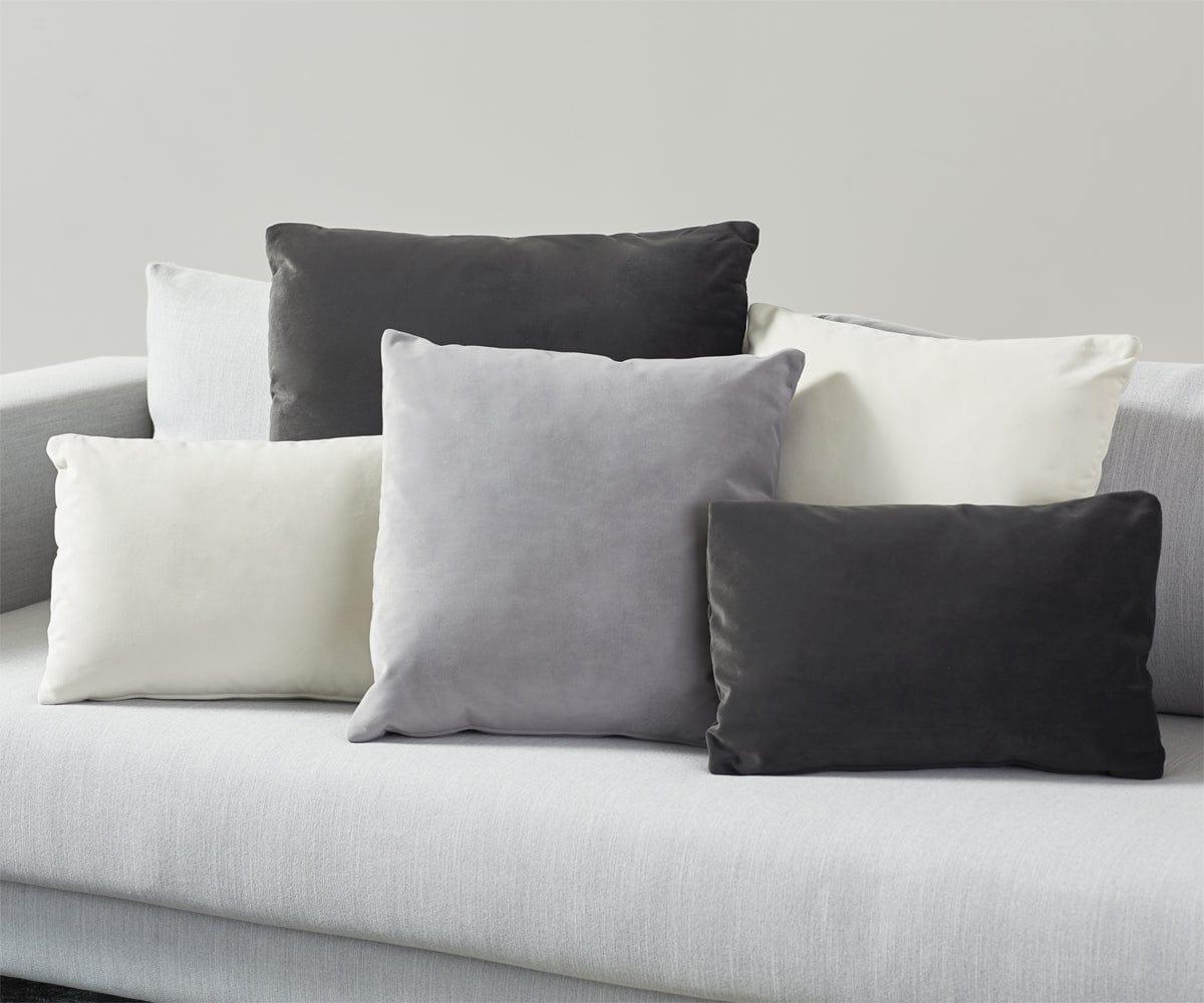 Joei Velvet Pillow - Image 31